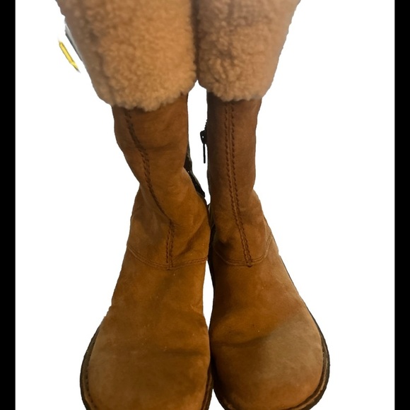 Ugg boots size 8 women - Picture 2 of 7